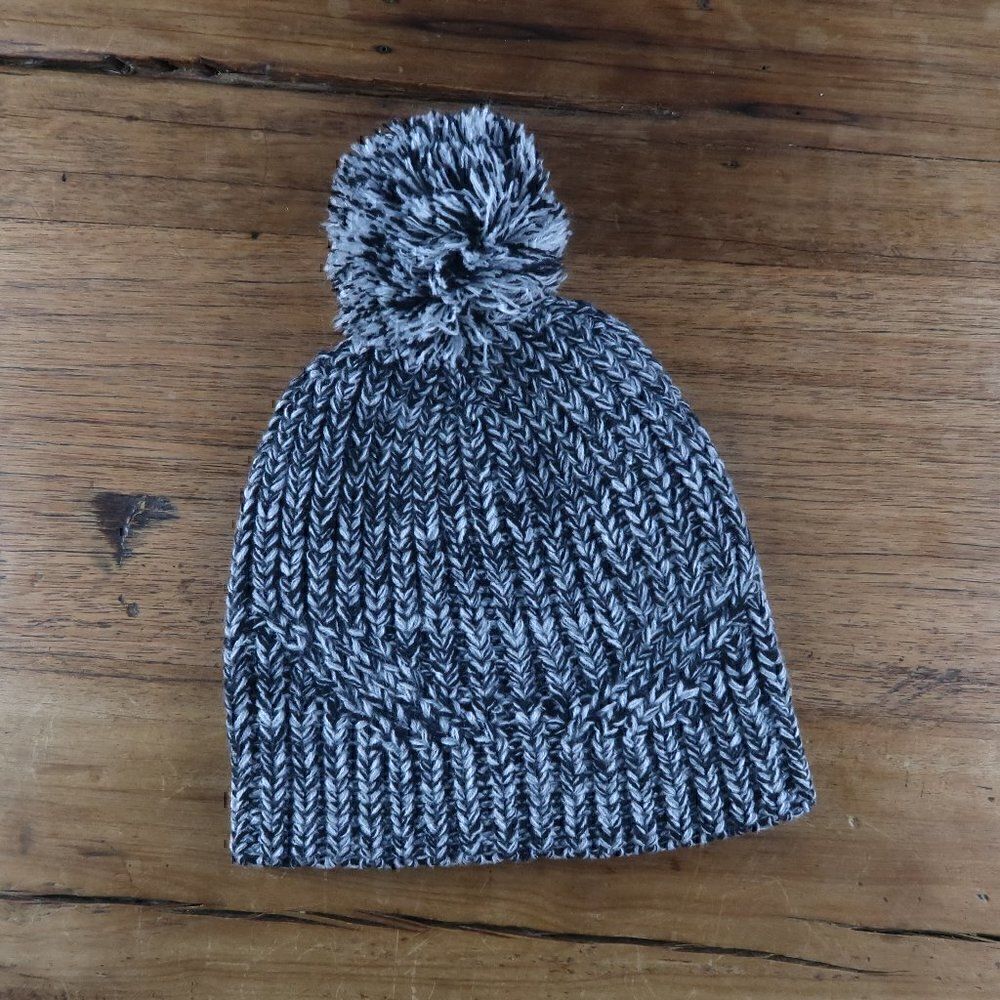 REBECCA MINKOFF BLACK & WHITE WINTER POM POM BEANIE HAT